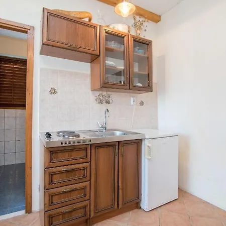 Luka Apartment
